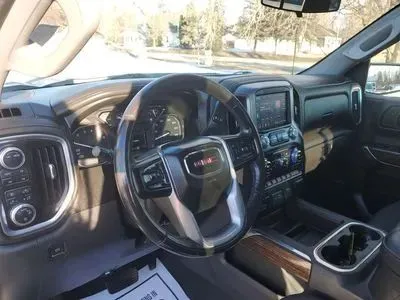 More photos of 2021 GMC Sierra 1500 Crew Cab Elevation Pickup 4D 5 3/4 ft at Lunde Auto Sales, MN