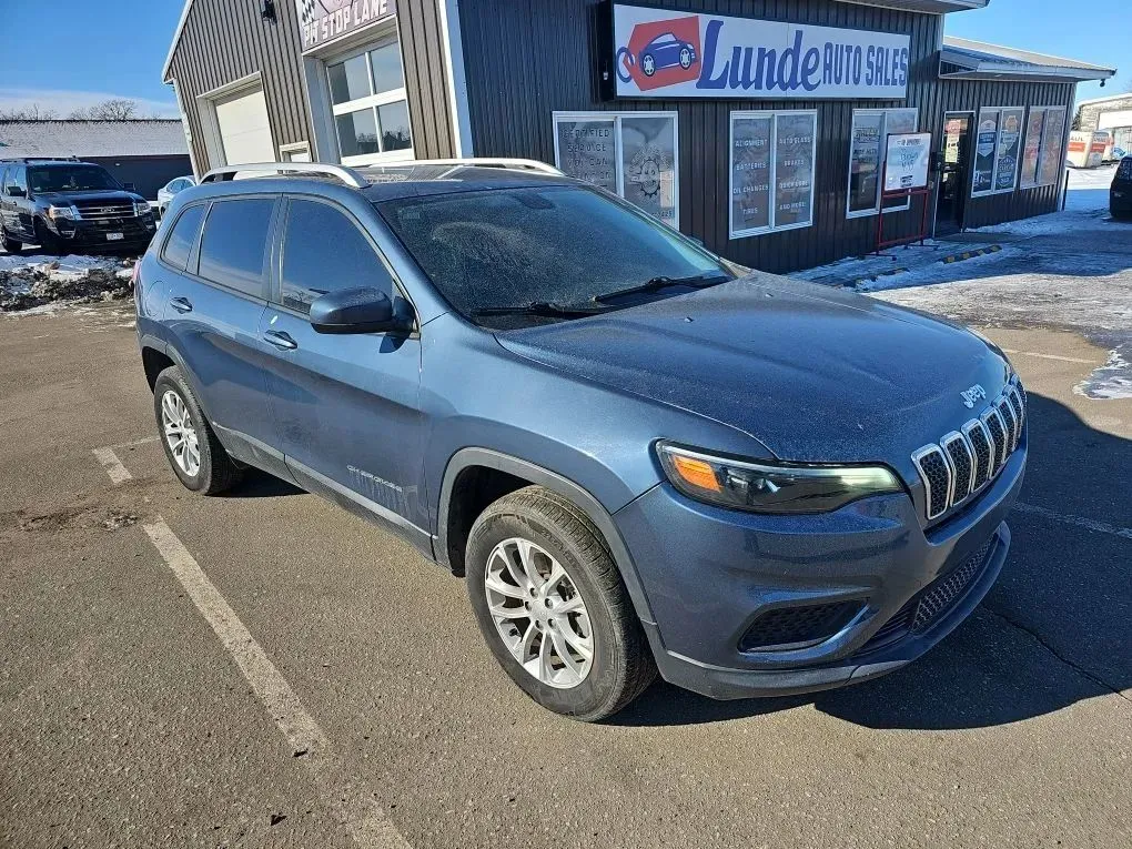 Blue 2020 Jeep Cherokee Latitude Sport Utility 4D for sale in Wadena, MN