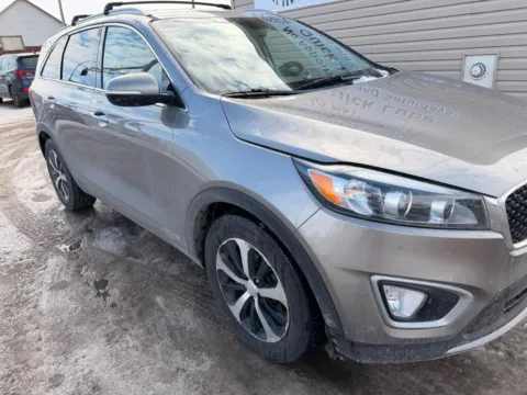 Photos of 2017 Kia Sorento EX Sport Utility 4D for sale in Wadena, MN at Lunde Auto Sales