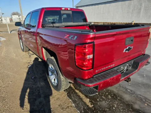 Another view of 2018 Chevrolet Silverado 1500 Crew Cab Z71 LT Pickup 4D 5 3/4 ft for sale in Wadena, MN at Lunde Auto Sales