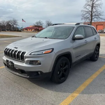 Silver 2016 Jeep Cherokee High Altitude Sport Utility 4D for sale in Wadena, MN