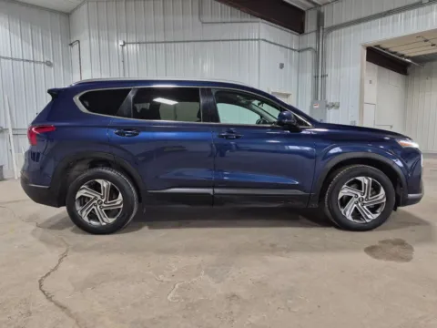 Photos of 2021 Hyundai Santa Fe SEL Sport Utility 4D for sale in Wadena, MN at Lunde Auto Sales