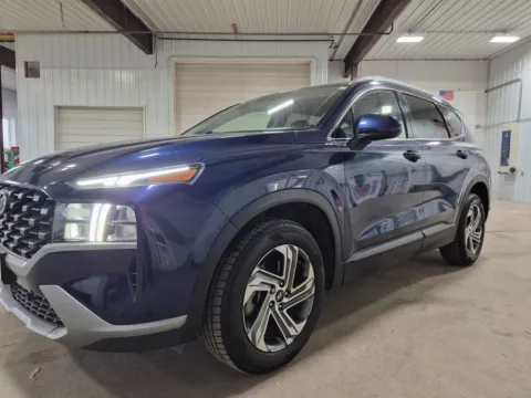 More photos of 2021 Hyundai Santa Fe SEL Sport Utility 4D at Lunde Auto Sales, MN