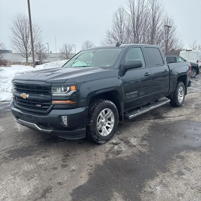 Blue 2018 Chevrolet Silverado 1500 Crew Cab Z71 LT Pickup 4D 5 3/4 ft for sale in Wadena, MN