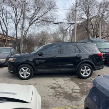 More photos of 2019 Ford Explorer Sport Utility 4D at Lunde Auto Sales, MN