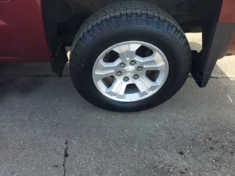 More photos of 2014 Chevrolet Silverado 1500 Crew Cab Z71 LT Pickup 4D 5 3/4 ft at Lunde Auto Sales, MN