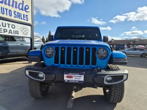 Another view of 2020 Jeep Gladiator Sport S Pickup 4D 5 ft for sale in Wadena, MN at Lunde Auto Sales