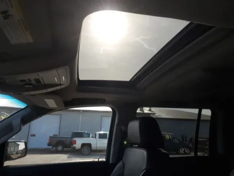 More photos of 2018 GMC Yukon XL SLT Sport Utility 4D at Lunde Auto Sales, MN