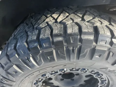 More photos of 2017 Jeep Wrangler Unlimited Rubicon Sport Utility 4D at Lunde Auto Sales, MN