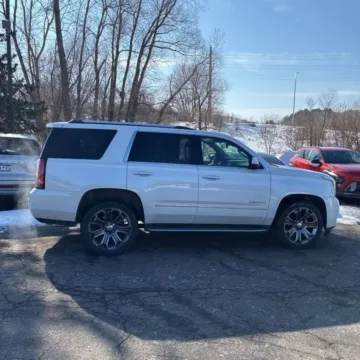 More photos of 2016 GMC Yukon Denali Sport Utility 4D at Lunde Auto Sales, MN