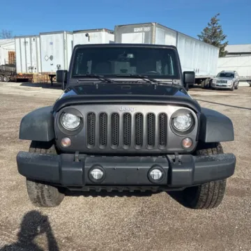 More photos of 2018 Jeep Wrangler Unlimited Rubicon (JK) Sport Utility 4D at Lunde Auto Sales, MN
