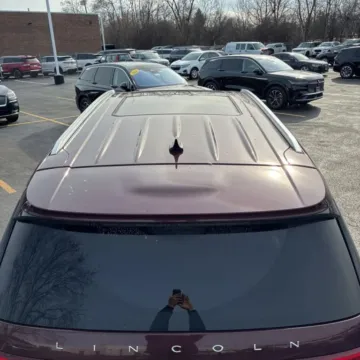 More photos of 2021 Lincoln Aviator Reserve Sport Utility 4D at Lunde Auto Sales, MN