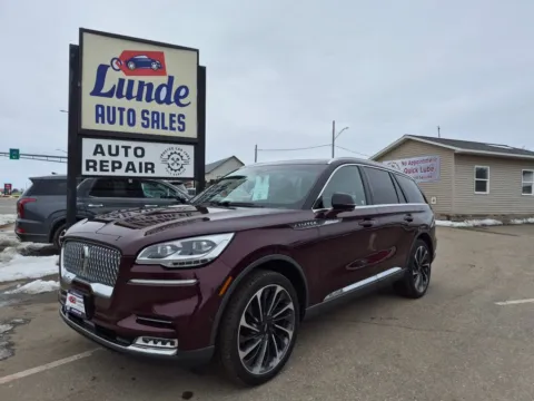 Red 2021 Lincoln Aviator Reserve Sport Utility 4D for sale in Wadena, MN