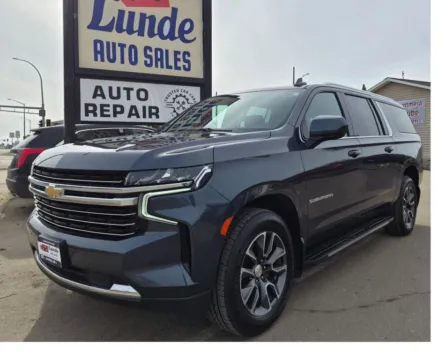 Gray 2021 Chevrolet Suburban LT Sport Utility 4D for sale in Wadena, MN