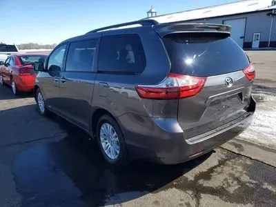 More photos of 2017 Toyota Sienna XLE Minivan 4D at Lunde Auto Sales, MN