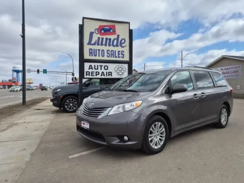 Another view of 2017 Toyota Sienna XLE Minivan 4D for sale in Wadena, MN at Lunde Auto Sales