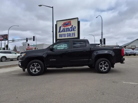 Black 2018 Chevrolet Colorado Crew Cab Z71 Pickup 4D 5 ft for sale in Wadena, MN