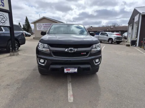 More photos of 2018 Chevrolet Colorado Crew Cab Z71 Pickup 4D 5 ft at Lunde Auto Sales, MN