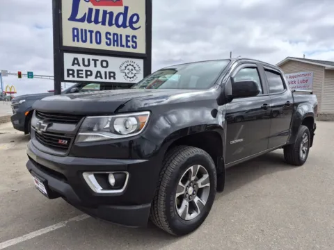 Black 2018 Chevrolet Colorado Crew Cab Z71 Pickup 4D 5 ft for sale in Wadena, MN