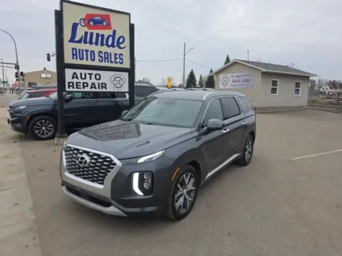 Gray 2021 Hyundai Palisade Limited Sport Utility 4D for sale in Wadena, MN