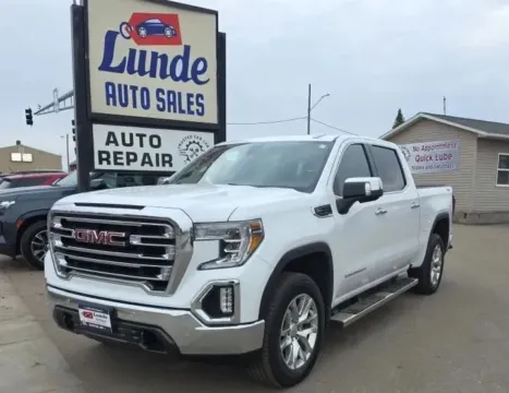 White 2019 GMC Sierra 1500 Crew Cab SLT Pickup 4D 5 3/4 ft for sale in Wadena, MN