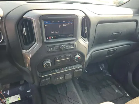 More photos of 2021 Chevrolet Silverado 1500 Crew Cab Custom Pickup 4D 5 3/4 ft at Lunde Auto Sales, MN