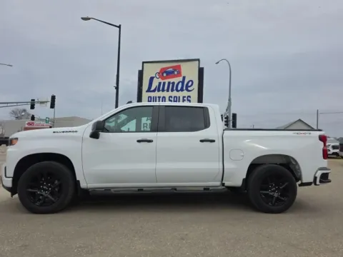 Photos of 2021 Chevrolet Silverado 1500 Crew Cab Custom Pickup 4D 5 3/4 ft for sale in Wadena, MN at Lunde Auto Sales