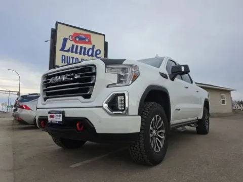 More photos of 2020 GMC Sierra 1500 Crew Cab AT4 Pickup 4D 5 3/4 ft at Lunde Auto Sales, MN