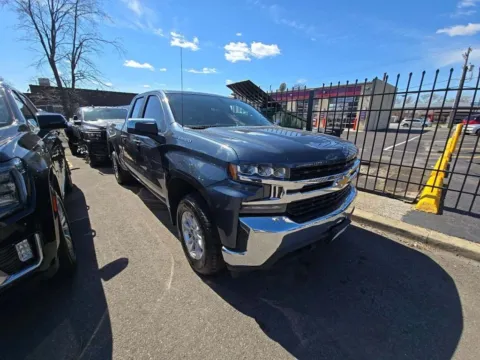 More photos of 2020 Chevrolet Silverado 1500 Double Cab LT Pickup 4D 6 1/2 ft at Lunde Auto Sales, MN
