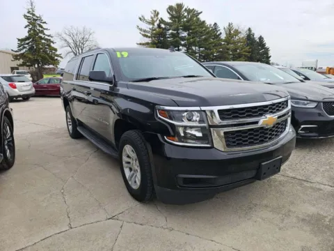 Black 2019 Chevrolet Suburban LT Sport Utility 4D for sale in Wadena, MN