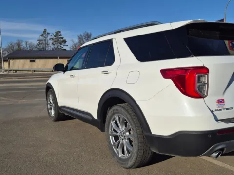 Photos of 2020 Ford Explorer Limited Sport Utility 4D for sale in Wadena, MN at Lunde Auto Sales