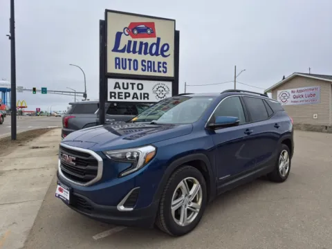 Blue 2020 GMC Terrain SLE Sport Utility 4D for sale in Wadena, MN