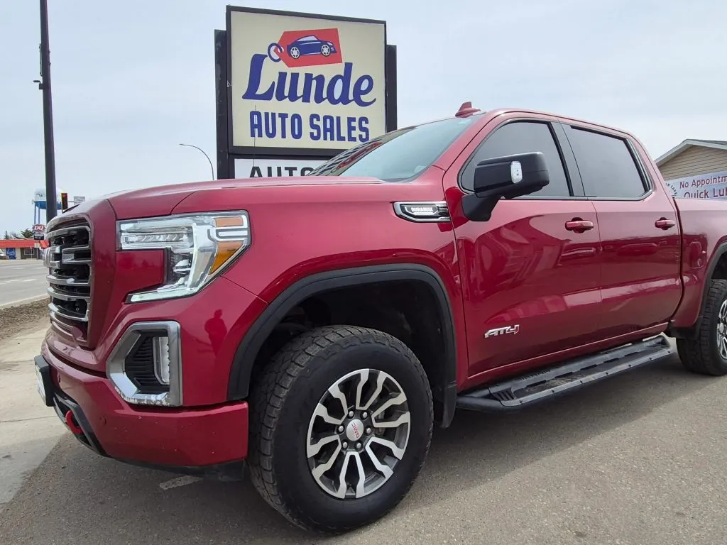 2021 GMC Sierra 4WD Crew Cab Short Box AT4's photo