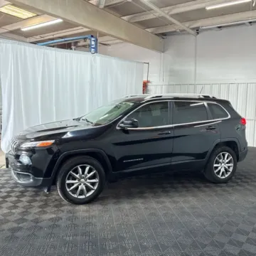 Another view of 2018 Jeep Cherokee Limited Sport Utility 4D for sale in Wadena, MN at Lunde Auto Sales