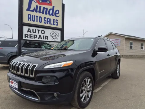 Black 2018 Jeep Cherokee Limited Sport Utility 4D for sale in Wadena, MN