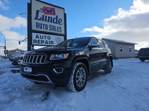 Black 2016 Jeep Grand Cherokee Limited Sport Utility 4D for sale in Wadena, MN