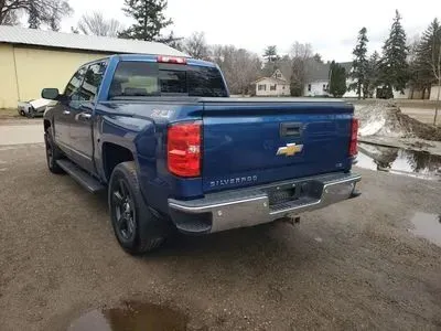 More photos of 2015 Chevrolet Silverado 1500 Crew Cab Z71 LTZ Pickup 4D 5 3/4 ft at Lunde Auto Sales, MN