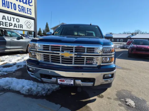 More photos of 2015 Chevrolet Silverado 1500 Crew Cab Z71 LTZ Pickup 4D 5 3/4 ft at Lunde Auto Sales, MN