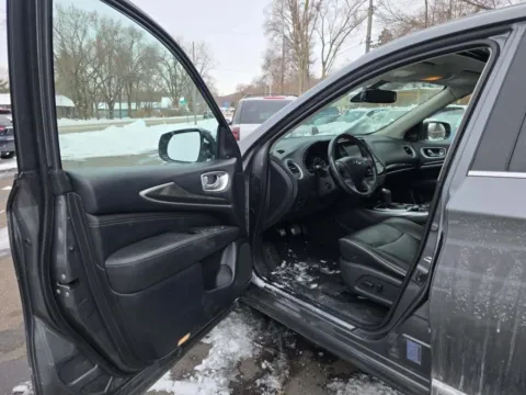 More photos of 2019 INFINITI QX60 PURE (2019.5) Sport Utility 4D at Lunde Auto Sales, MN