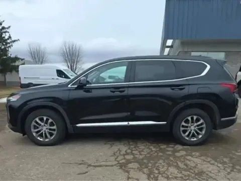 Black 2020 Hyundai Santa Fe 2.4 SEL Sport Utility 4D for sale in Wadena, MN