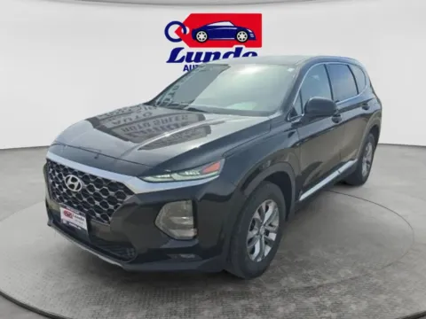 Black 2020 Hyundai Santa Fe 2.4 SEL Sport Utility 4D for sale in Wadena, MN