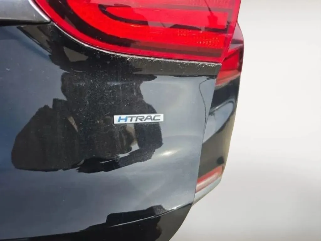 2020 Hyundai Santa Fe SEL - Photo 6
