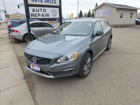 Gray 2018 Volvo V60 T5 Cross Country Wagon 4D for sale in Wadena, MN