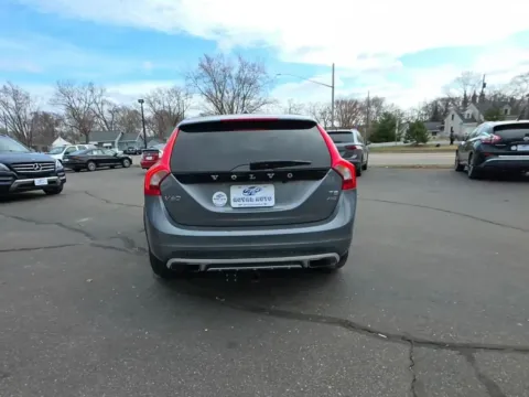 Another view of 2018 Volvo V60 T5 Cross Country Wagon 4D for sale in Wadena, MN at Lunde Auto Sales