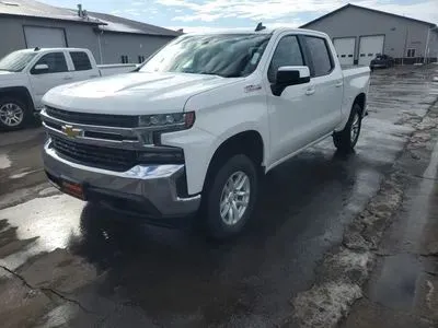 White 2020 Chevrolet Silverado 1500 Crew Cab LT Pickup 4D 5 3/4 ft for sale in Wadena, MN