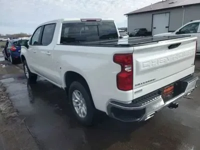 More photos of 2020 Chevrolet Silverado 1500 Crew Cab LT Pickup 4D 5 3/4 ft at Lunde Auto Sales, MN