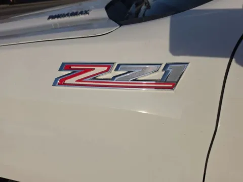 More photos of 2020 Chevrolet Silverado 1500 Crew Cab LT Pickup 4D 5 3/4 ft at Lunde Auto Sales, MN