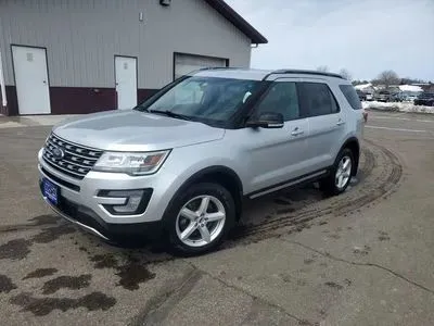 Silver 2017 Ford Explorer XLT Sport Utility 4D for sale in Wadena, MN