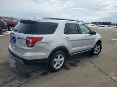 Another view of 2017 Ford Explorer XLT Sport Utility 4D for sale in Wadena, MN at Lunde Auto Sales