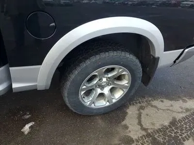 More photos of 2016 Ram 1500 Crew Cab Laramie Pickup 4D 5 1/2 ft at Lunde Auto Sales, MN